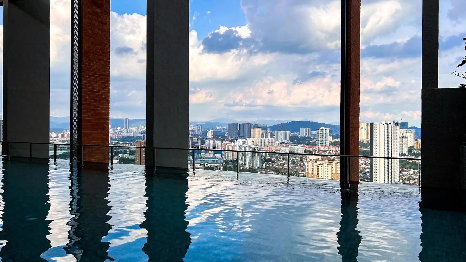 الشقق الفندقية Millerz Square Kuala Lumpur - Sky Pool & Gym - Free Parking, Wifi شقة فندقية