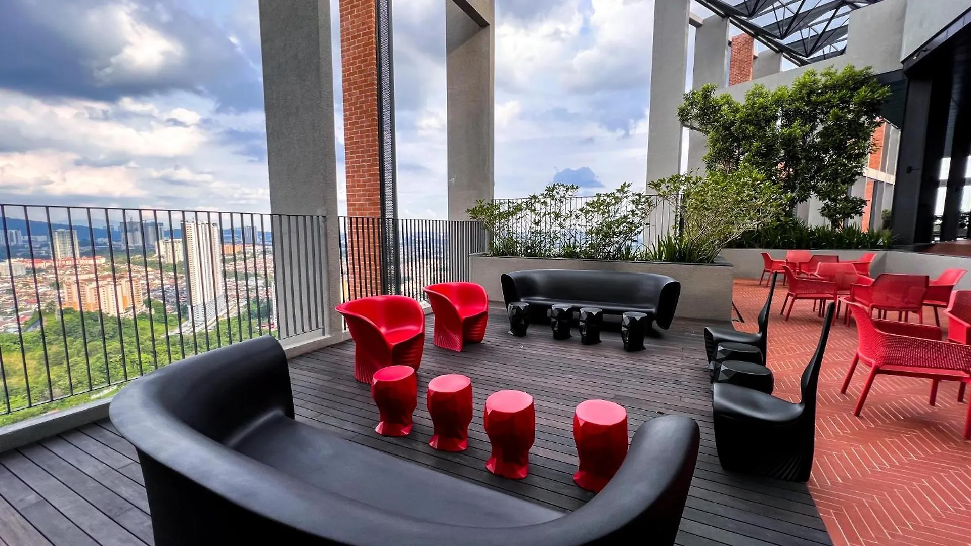 الشقق الفندقية Millerz Square Kuala Lumpur - Sky Pool & Gym - Free Parking, Wifi